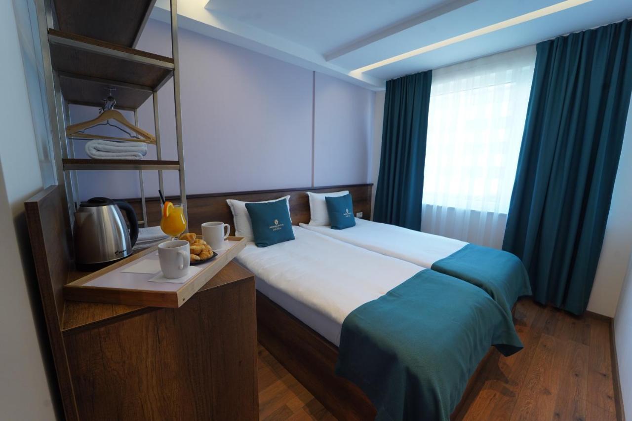 Monarch Hotel Prizren Esterno foto